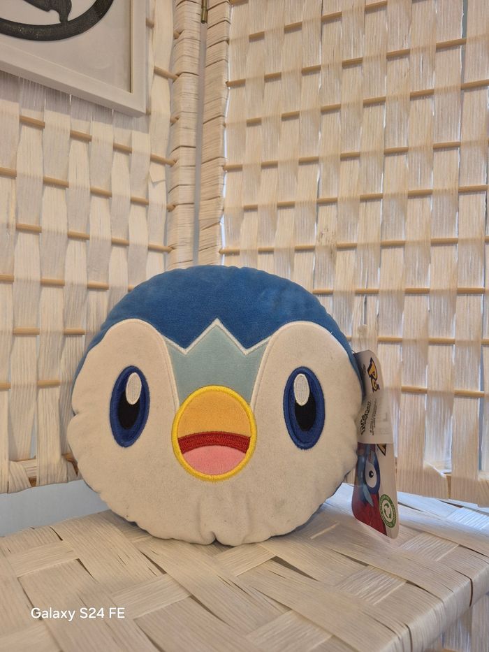 🐧 Coussin Peluche Tiplouf (Piplup) - Pokémon Officiel 🌊 - photo numéro 2