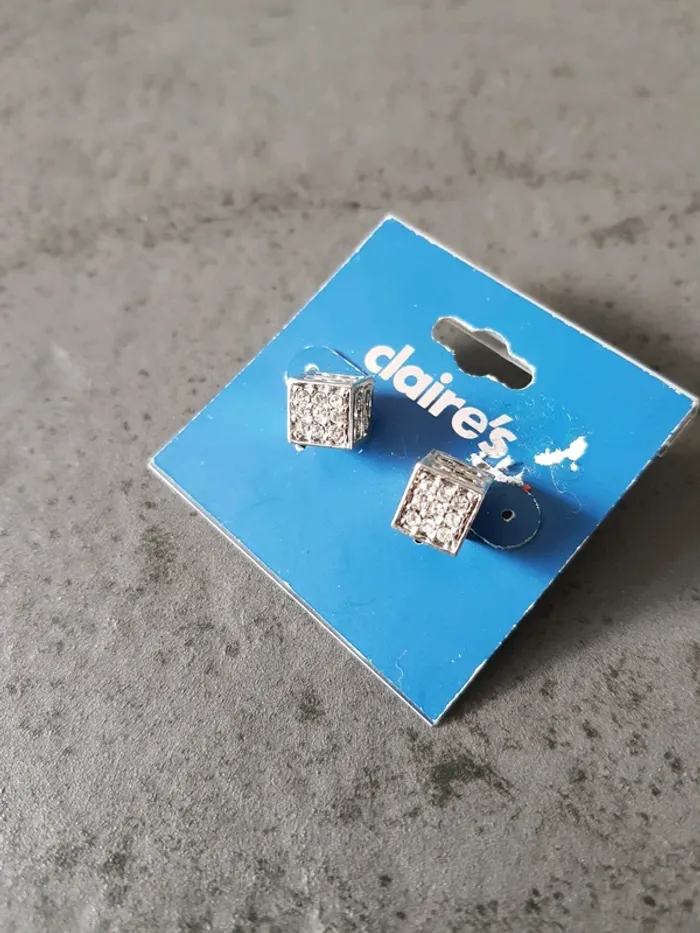 Boucles d'oreilles Claire s neuves - photo numéro 2