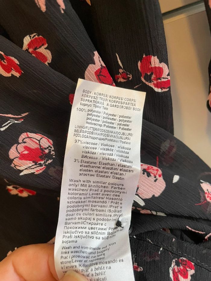 Robe mi-longue noire fleurie taille S Orsay - photo numéro 9