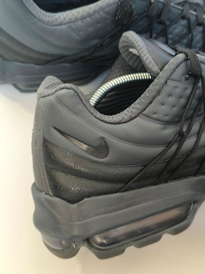Baskets Nike air max 95 ultra se dark black noir pointure 41 neuves sans boîte - photo numéro 9