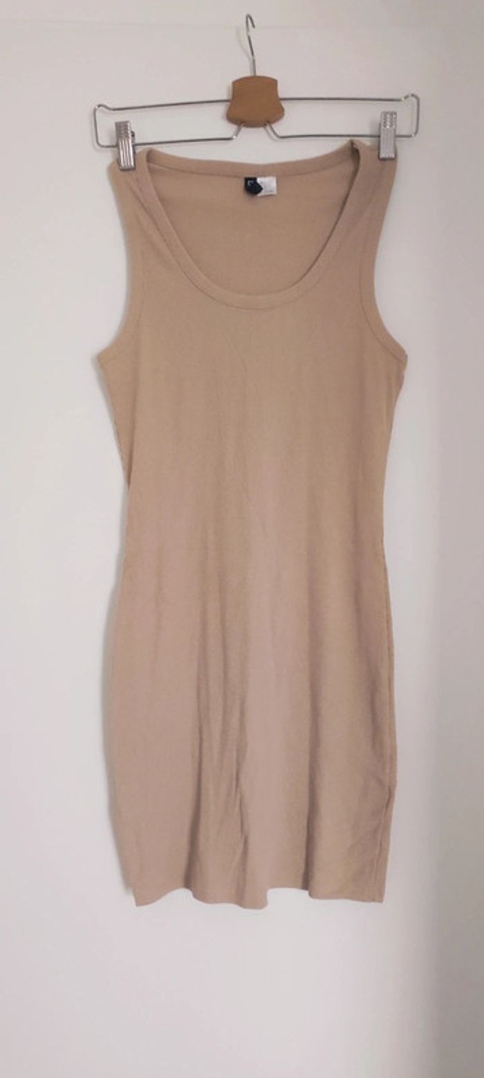 Robe cintrée