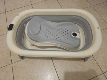 Baignoire et transat bébé pliable 