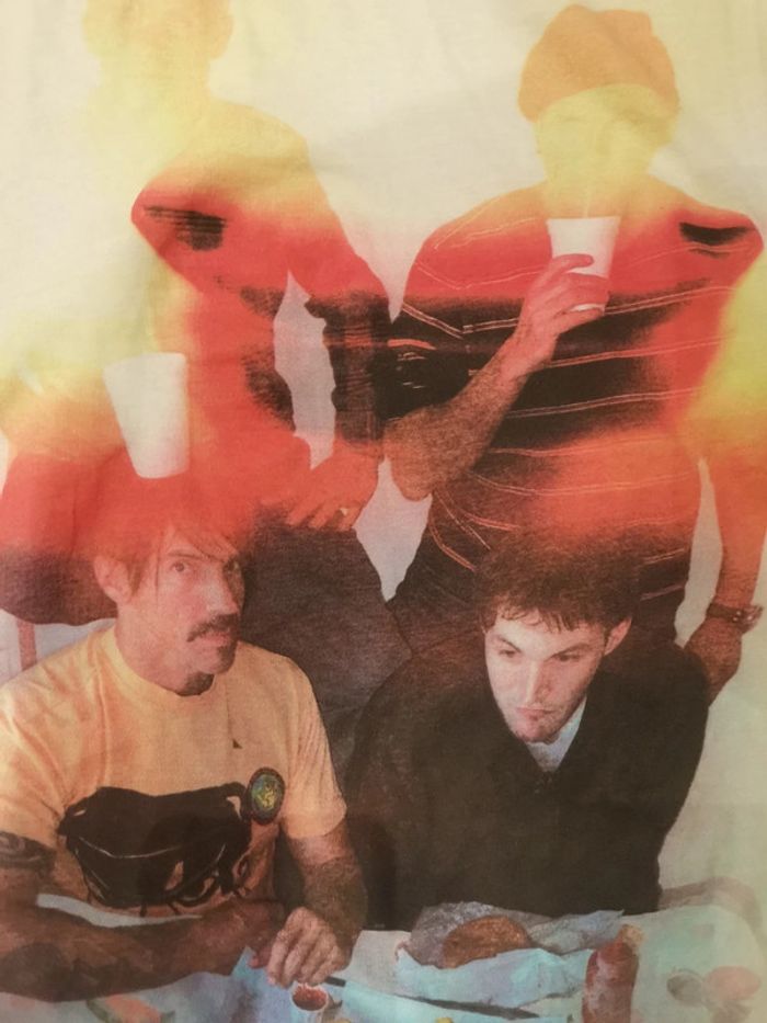 T shirt Red Hot Chili Peppers - photo numéro 3