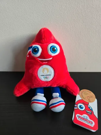peluches les phryges 23 cm Paris 2024