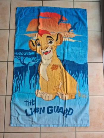 Serviette  enfant roi lion
