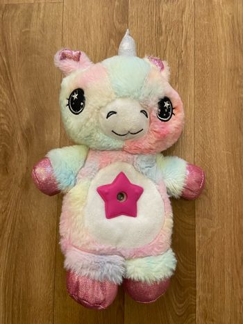 Peluche Projecteur d’étoiles licorne rose