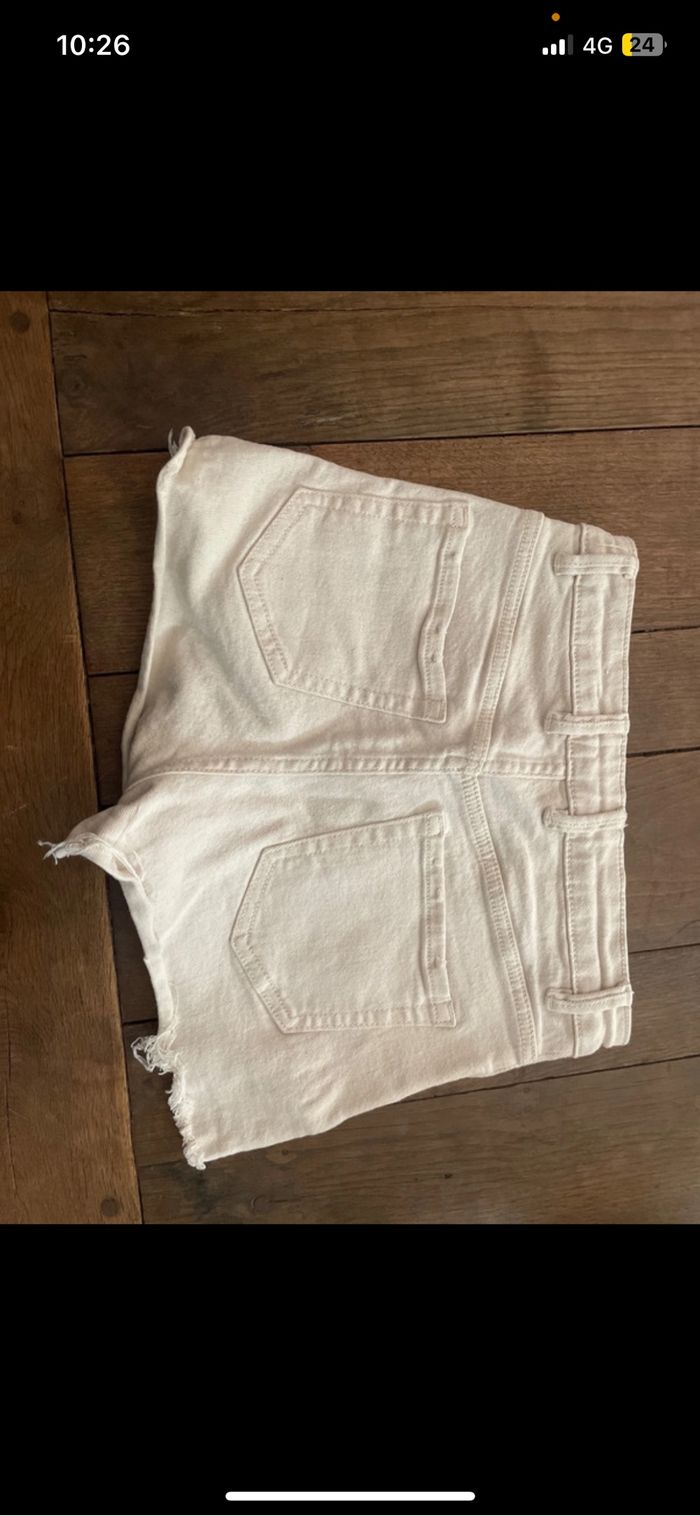 Short - photo numéro 3