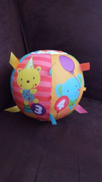 Ravissante Magi Balle d'Éveil "Vtech" - comme Neuve