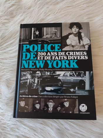 Livres comme neuf 200 ans de crime et de fait divers police de new york