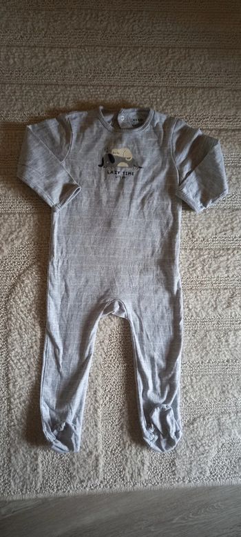 Pyjama 1 pièce kiabi 24 mois