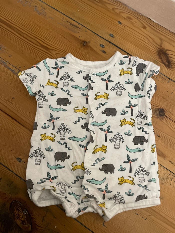 Combishort 3/6 mois