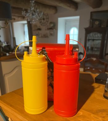 Lot 2 flacons/distributeurs de sauces mayonnaise & ketchup neufs 🥫