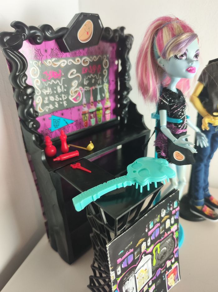 Monster high Abbey et Thomas cramé - photo numéro 3