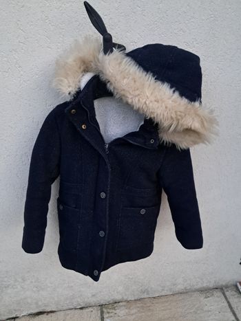 Manteau à paillettes tape à l'oeil 8ans fille