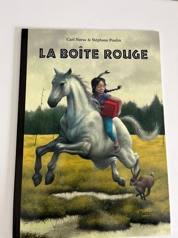 Livre l’école des loisirs la boîte Rouge