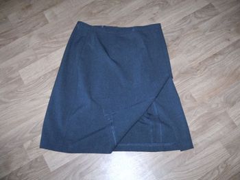 Jupe REFERENCES grise ouverture taille 38 TBE