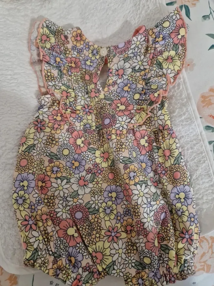 Combinaison à fleurs + chaussures bébé fille kiabi - photo numéro 5