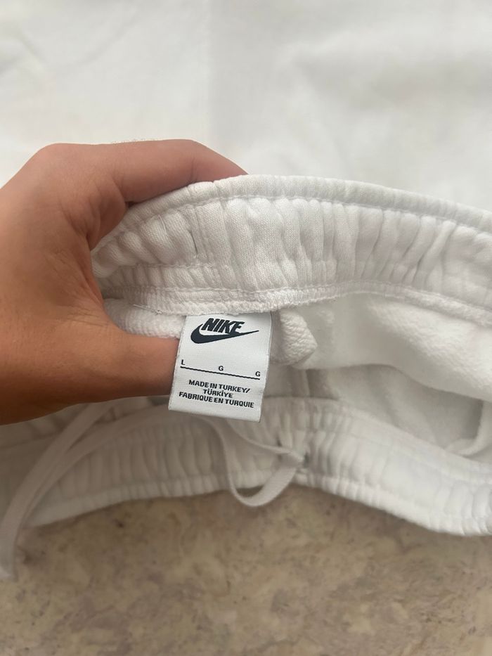 Jogging Nike blanc - photo numéro 3
