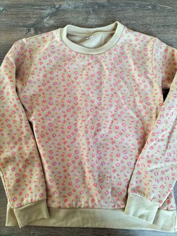 Sweat fille  taille 10 ans