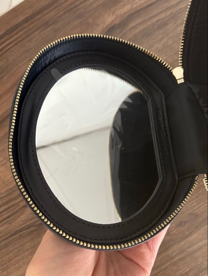 Trousse de toilette ou maquillage neuve marque Tommy Hilfiger - photo numéro 5