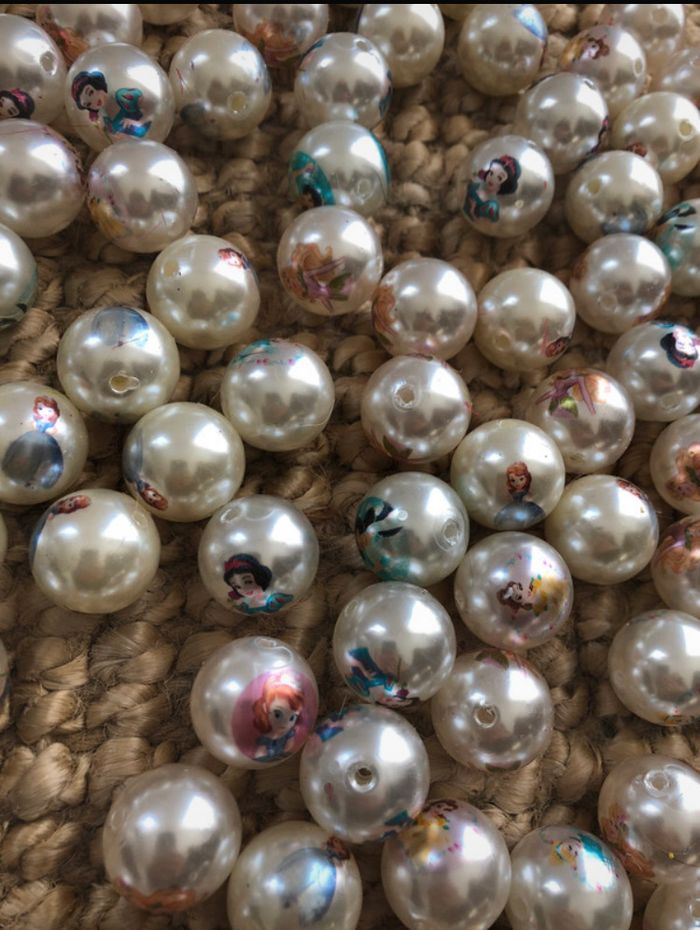 Lot de 95 perles princesses Disney