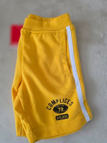 Short  complice  taille  5 ans neuf
