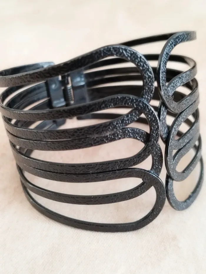 Magnifique bracelet acier noir - photo numéro 2