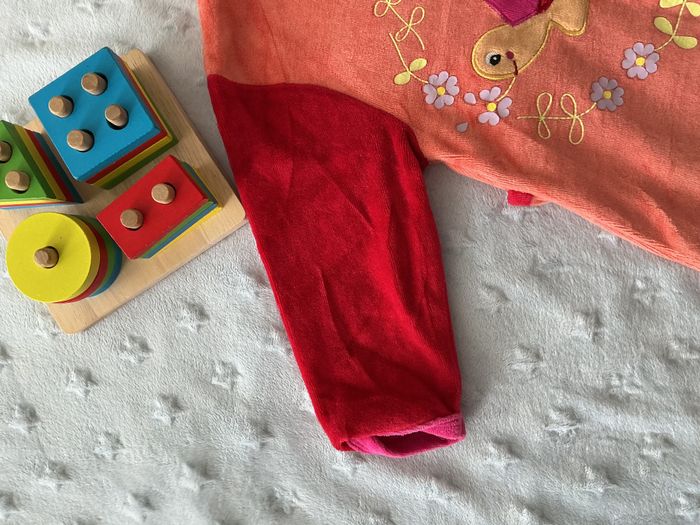 pyjama grenouillère en velours orange et rouge impression devant 12 mois tissaia - photo numéro 10