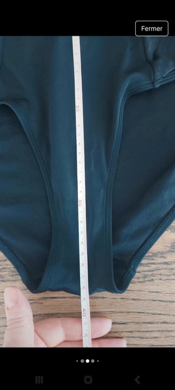 Bas de maillot/sport  H&M eur L porté 1fois - photo numéro 8