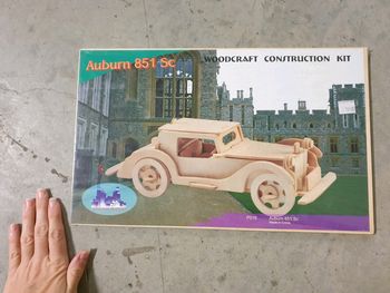 Modèle voiture bois neuf a monter