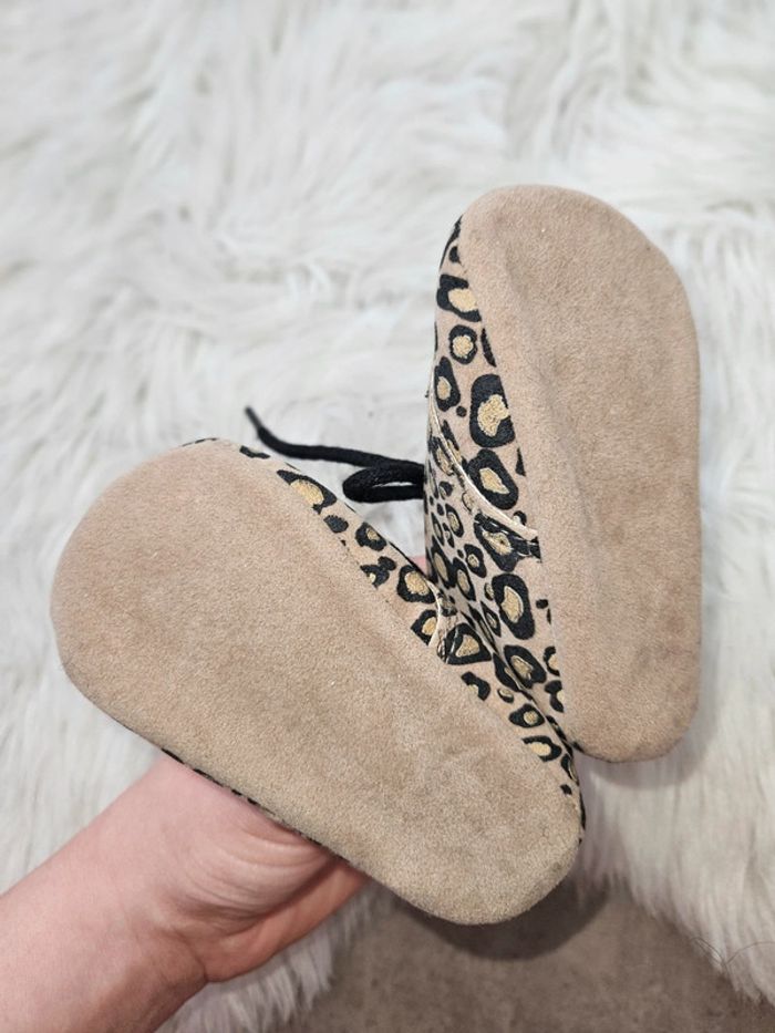 Chaussures bébé léopard à lacets – Taille 16/17 - photo numéro 3