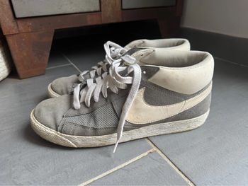 Nike blazer grise taille 45