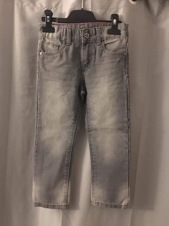 Jean gris 3/4 ans