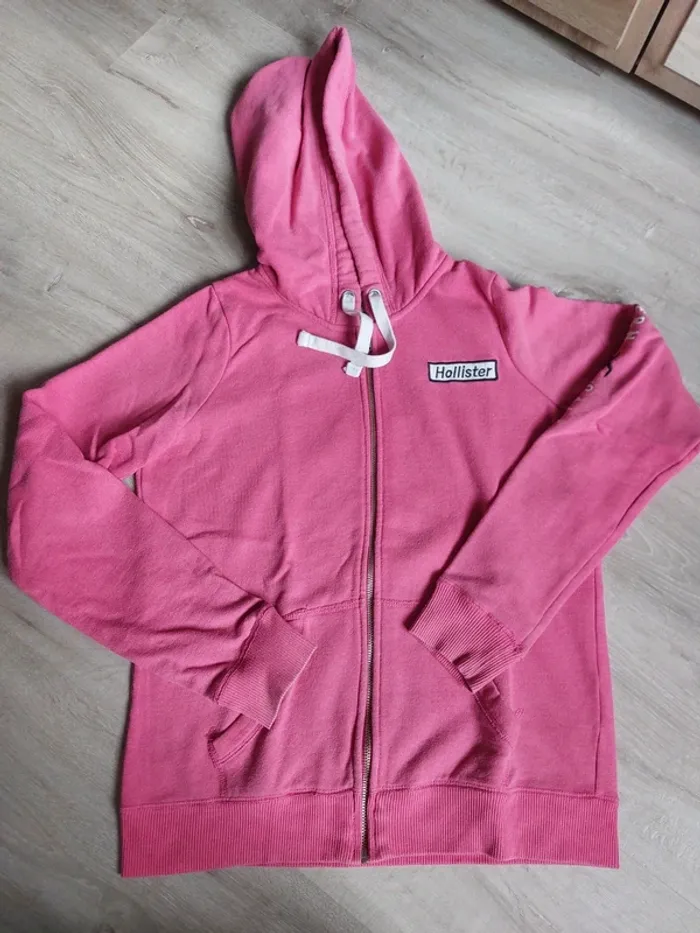 Sweat hollister rose T M