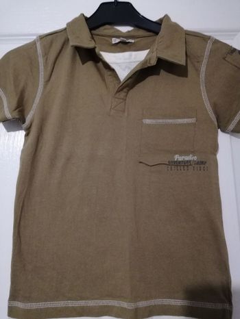 Tee shirt kaki 8 ans neuf u collection