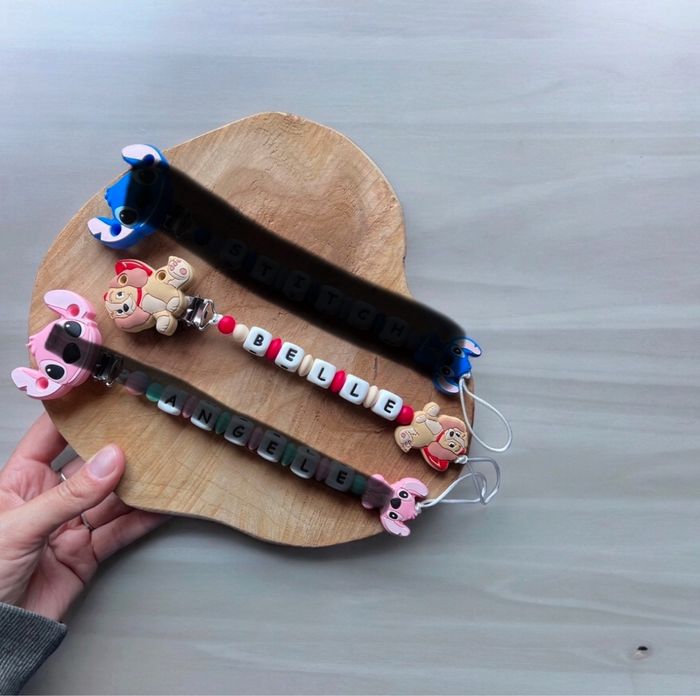 Attache tétine