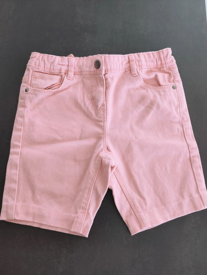 Short rose 9 ans
