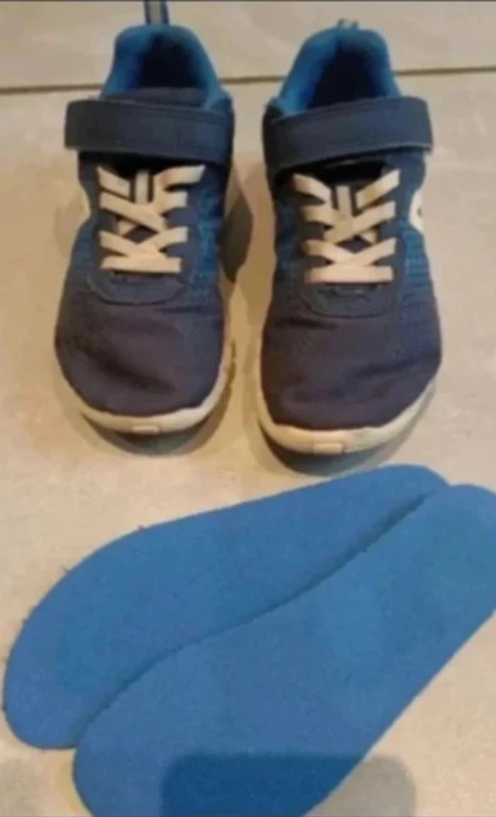 basket de sport enfant garçon à scratch bleu pointure 30·Très bon état·Decathlon