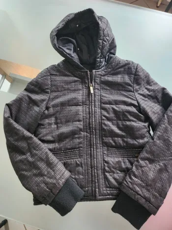 Sublime Doudoune Fille de marque IKKS et de taille 10ans
