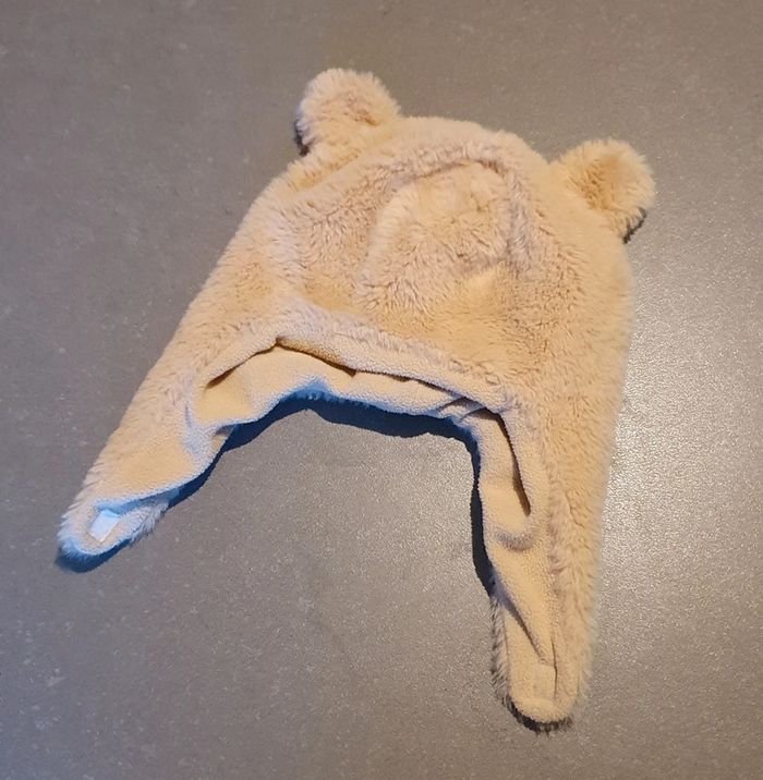 Bonnet bien chaud avec oreilles d'ours