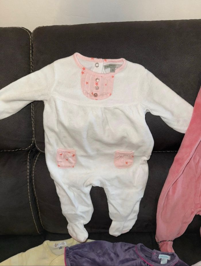 Lot de 5 pyjamas 3mois - photo numéro 3