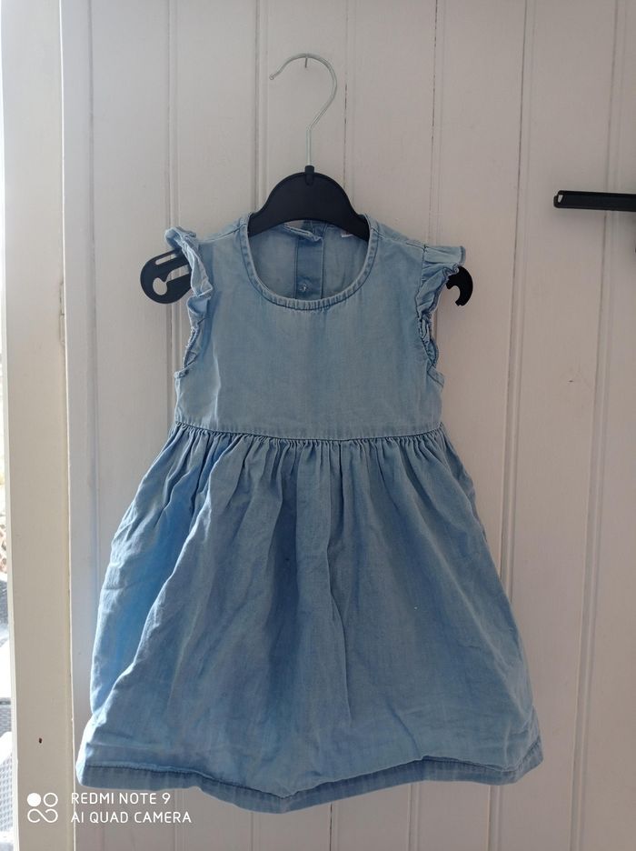 Robe taille 68 (6 mois)