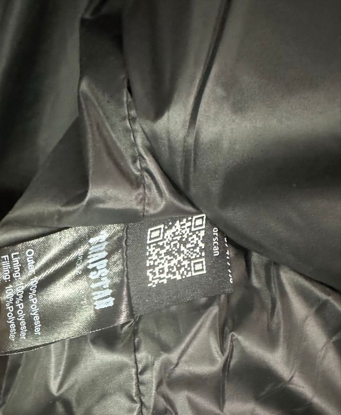 Doudoune Trapstar Noire « It’s a secret » – taille L  avec étiquette - photo numéro 9