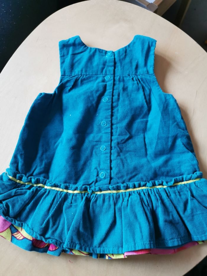 Robe bébé en velours bleu canard taille 9 mois orchestra en TBE - photo numéro 2