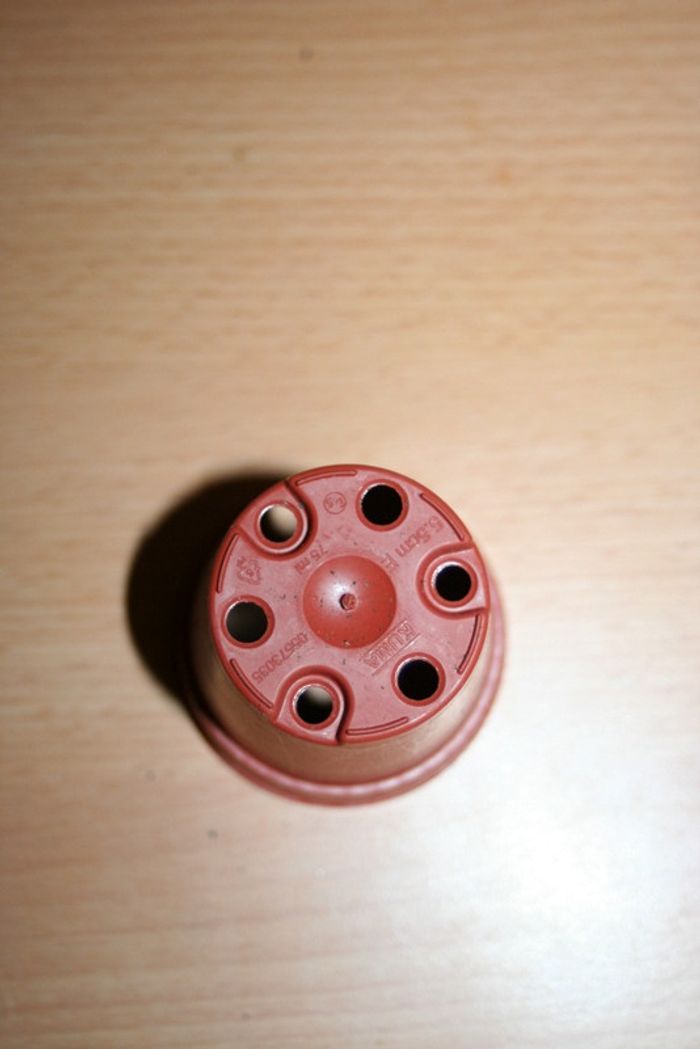 Lot de 7 Petits pots en plastique - photo numéro 4
