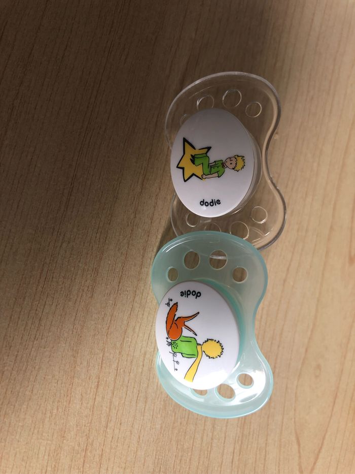 Tétine dodie premier âge