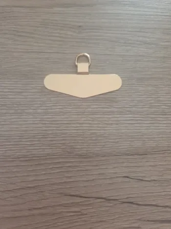 Accroche cordon téléphone