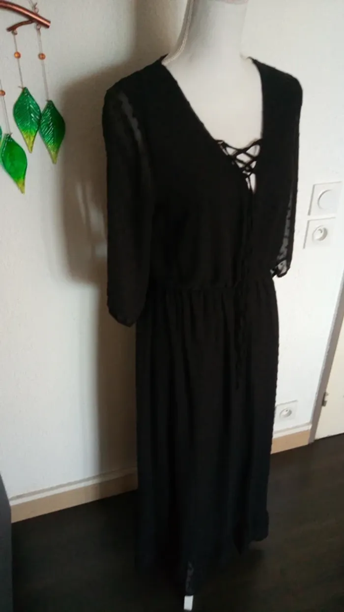 Magnifique robe longue - photo numéro 2