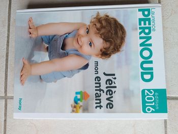 Livre j'élève mon enfant Laurence Pernoud