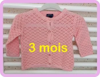 Gilet rose Kiabi Taille 3 mois
